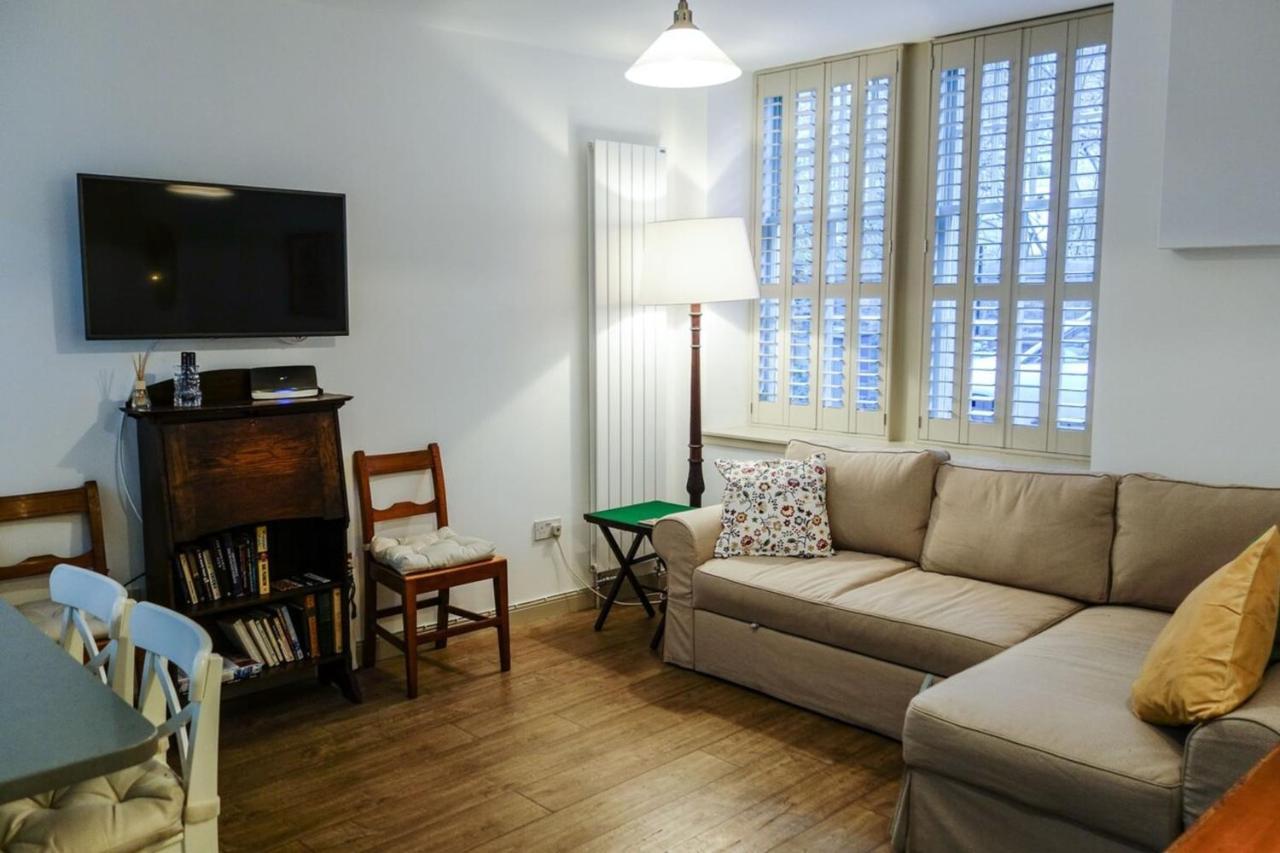 Appartement Quiet Ground Floor Mews Flat&parking *