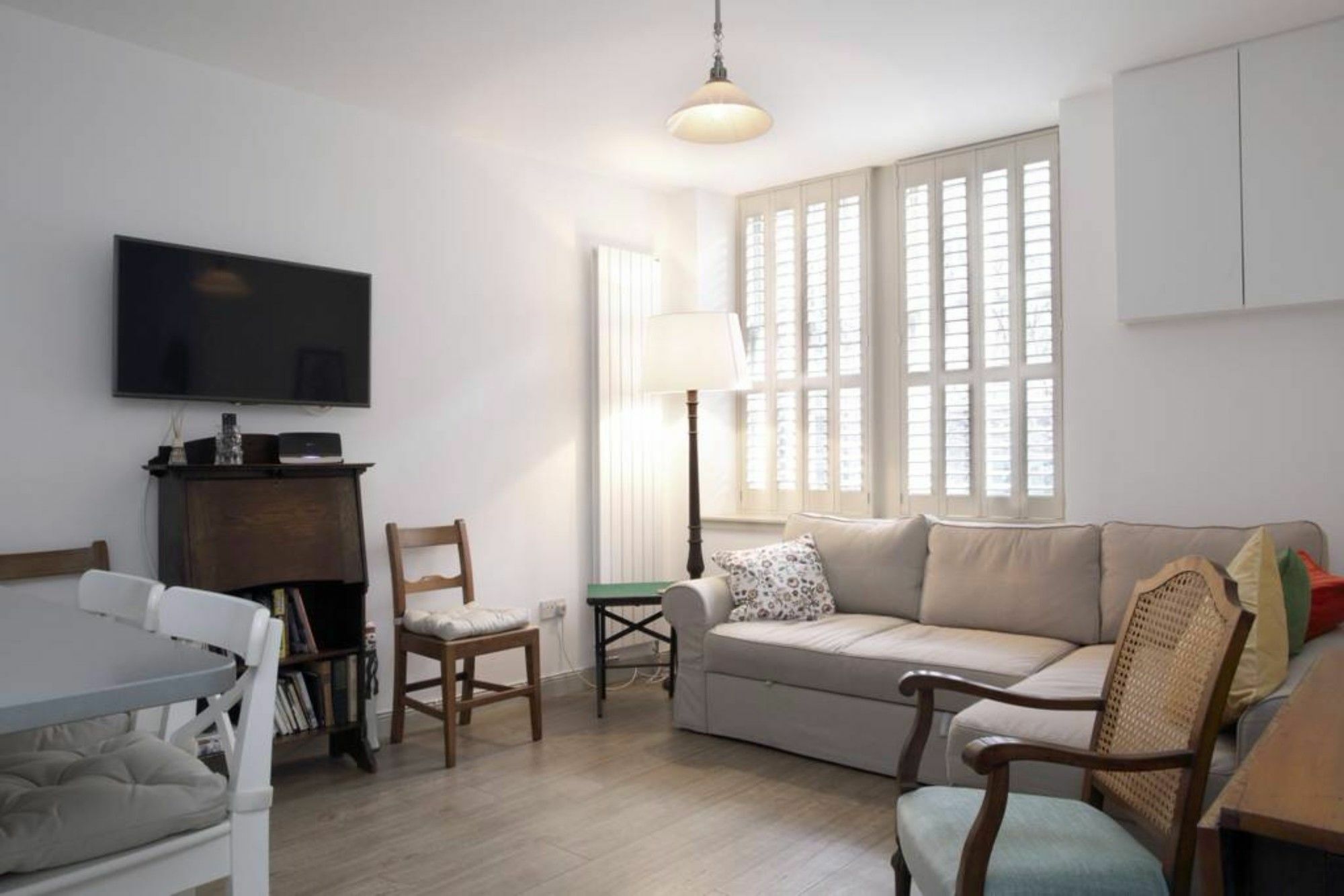 Quiet Ground Floor Mews Flat&parking * Edinburgh